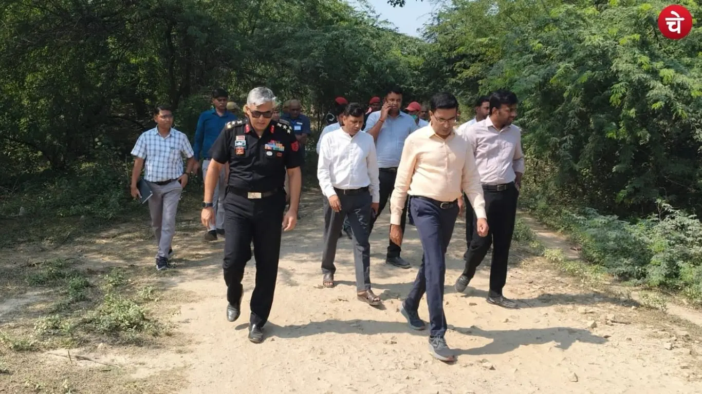 Divisional Commissioner Dr. Lokesh M. conducted an inspection for the mini safari project in Prayagraj